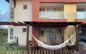 Apartamento na Praia do Baixio, Condomínio Fechado Pé na Areia